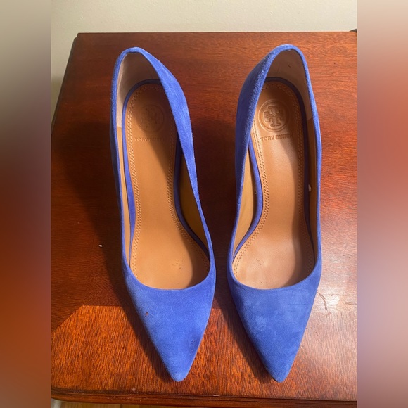 Tory Burch Elana Suede Pumps in Jelly Blue Size 7.5 - Picture 1 of 4